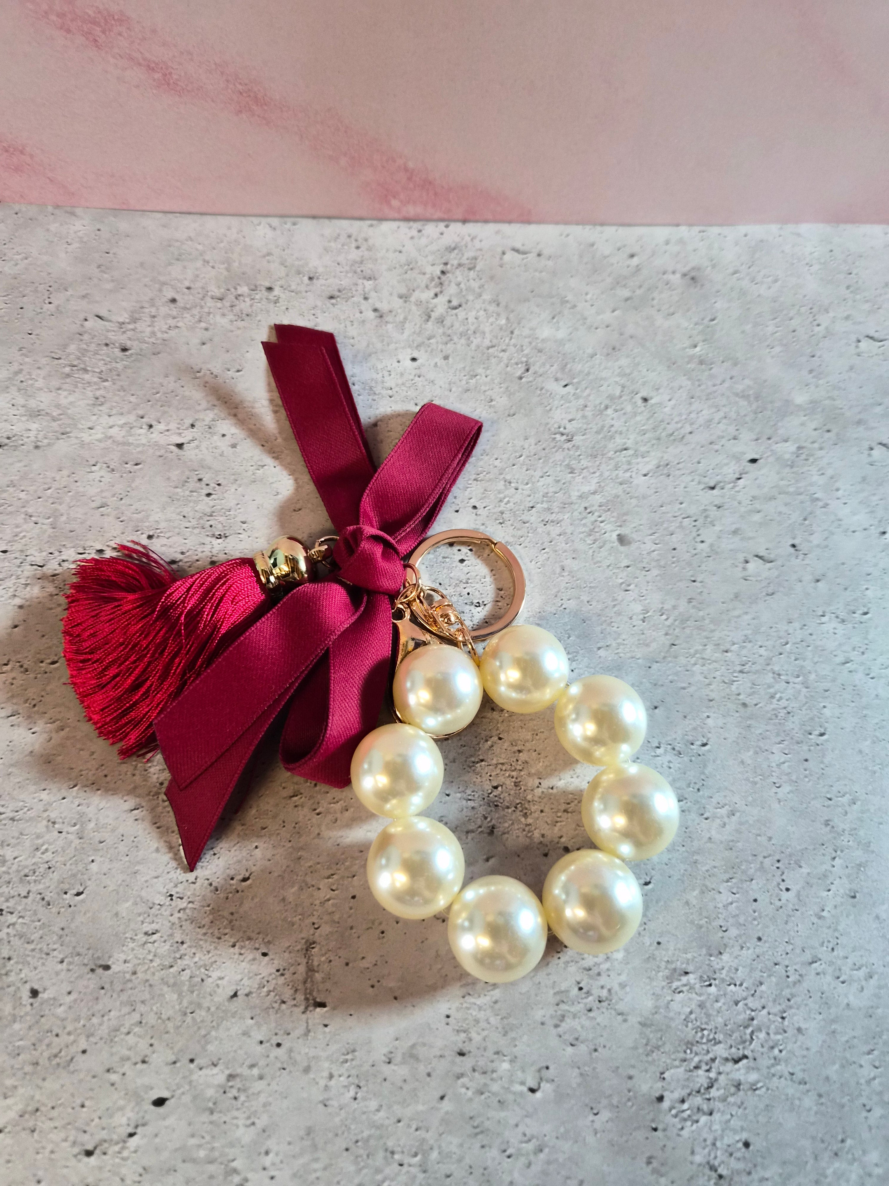 Large Pearl Wristlet