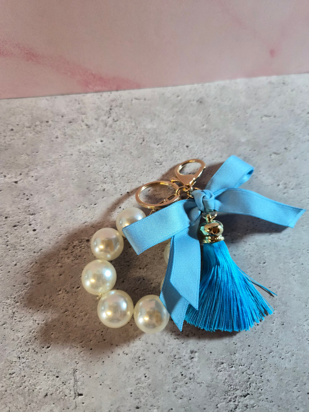 Large Pearl Wristlet