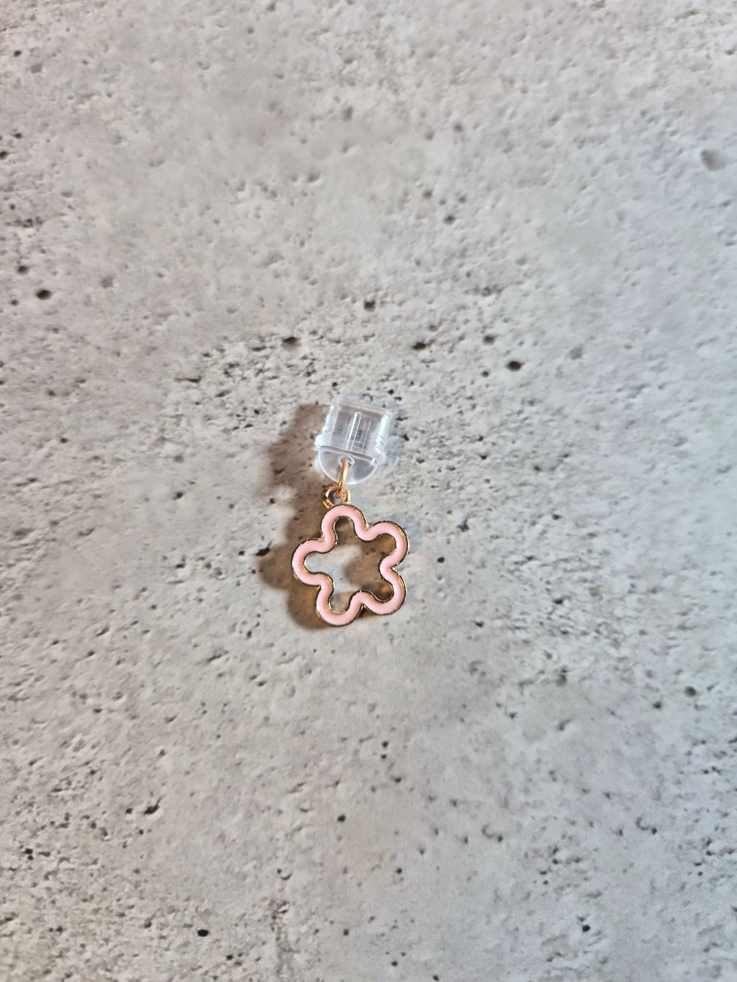Pink & White themed Kindle dust Charms