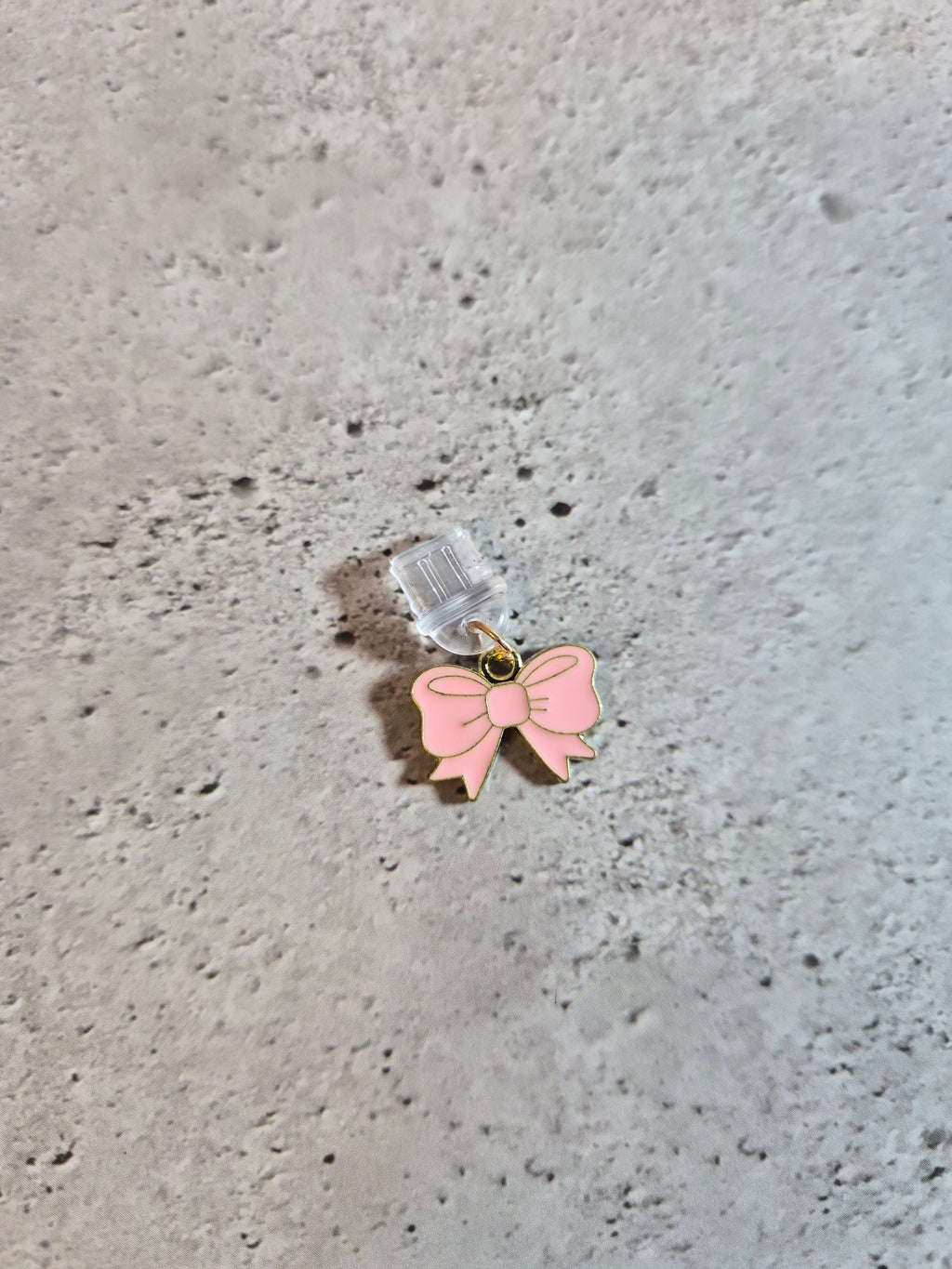 Pink & White themed Kindle dust Charms
