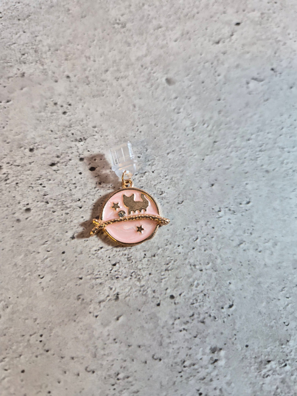 Pink & White themed Kindle dust Charms