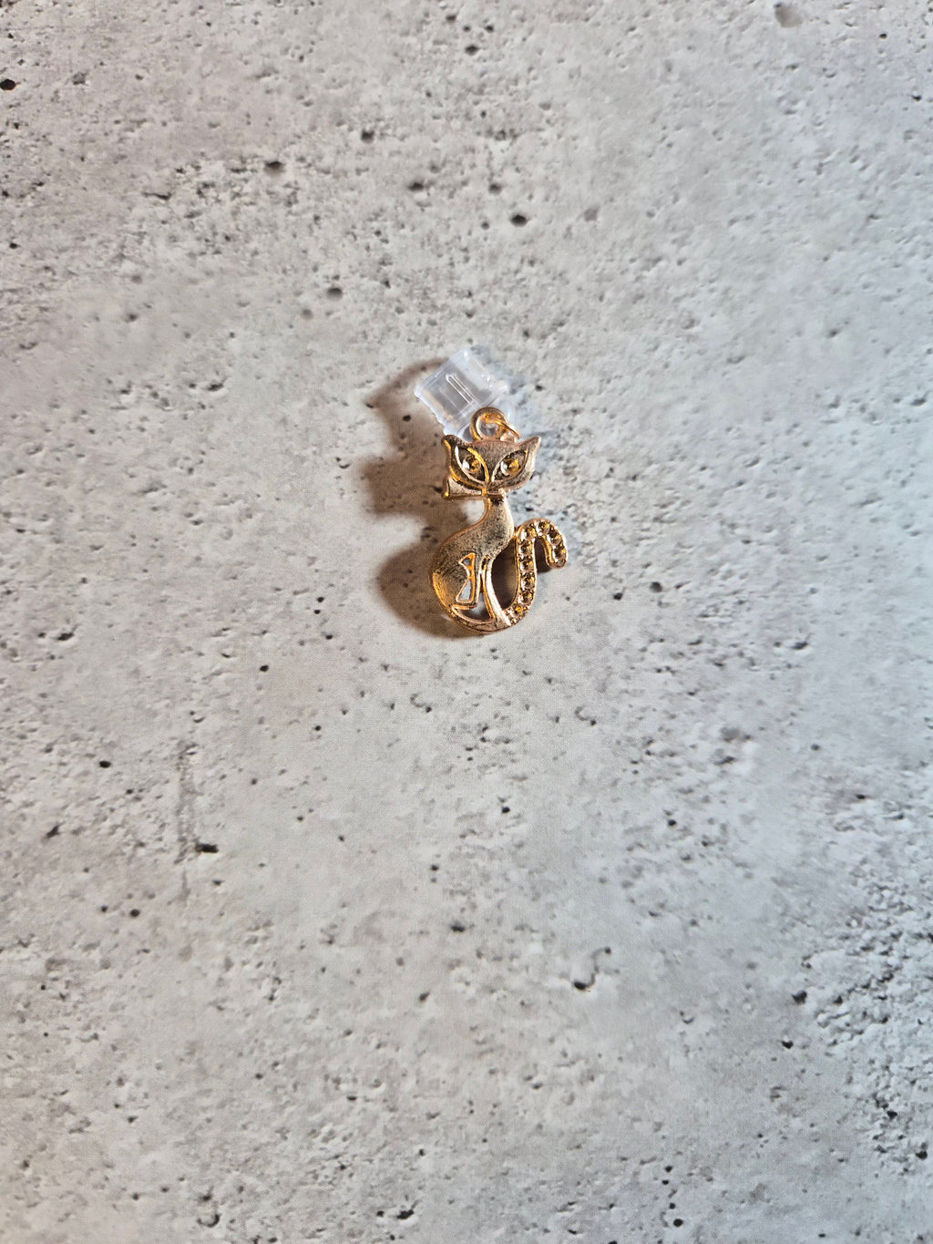 Gold Themed Kindle dust Charms
