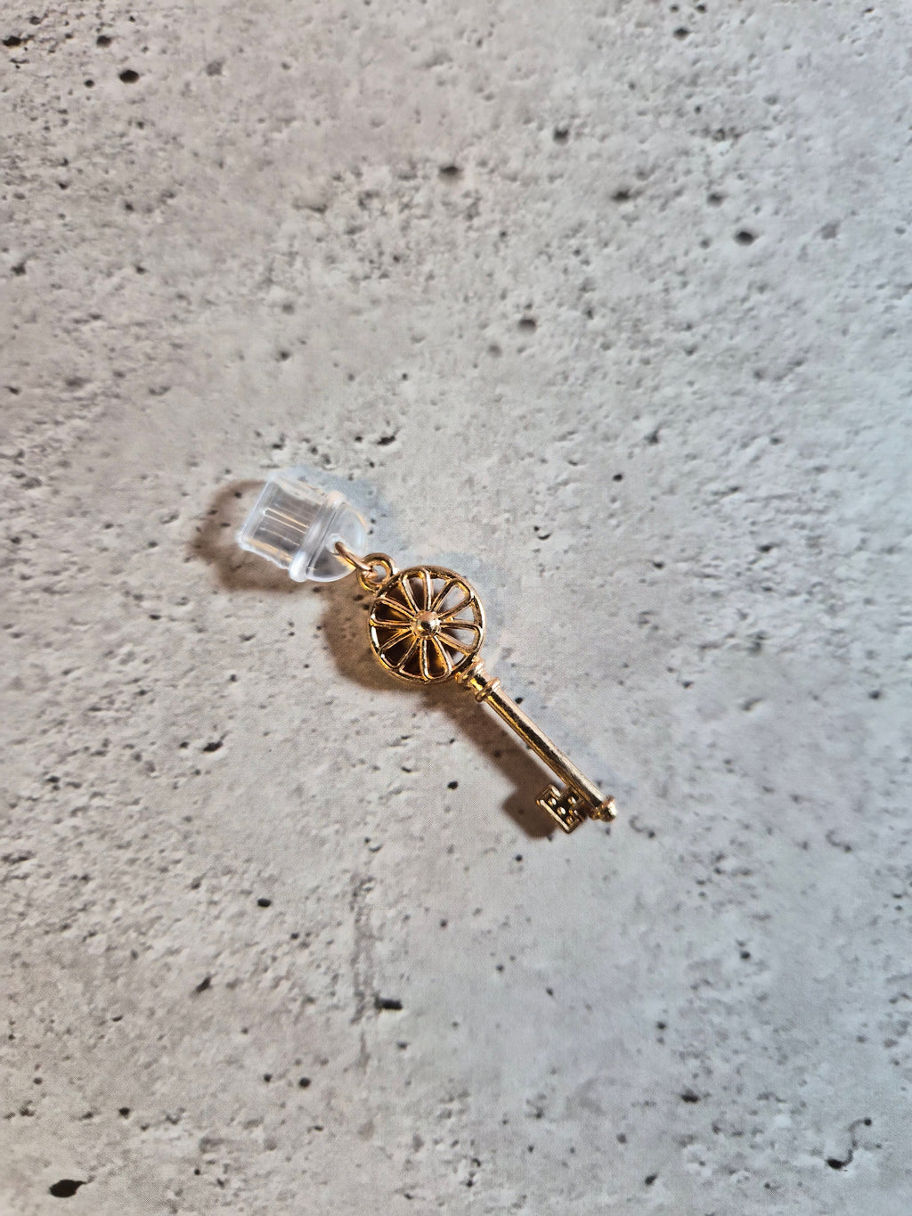 Gold Themed Kindle dust Charms