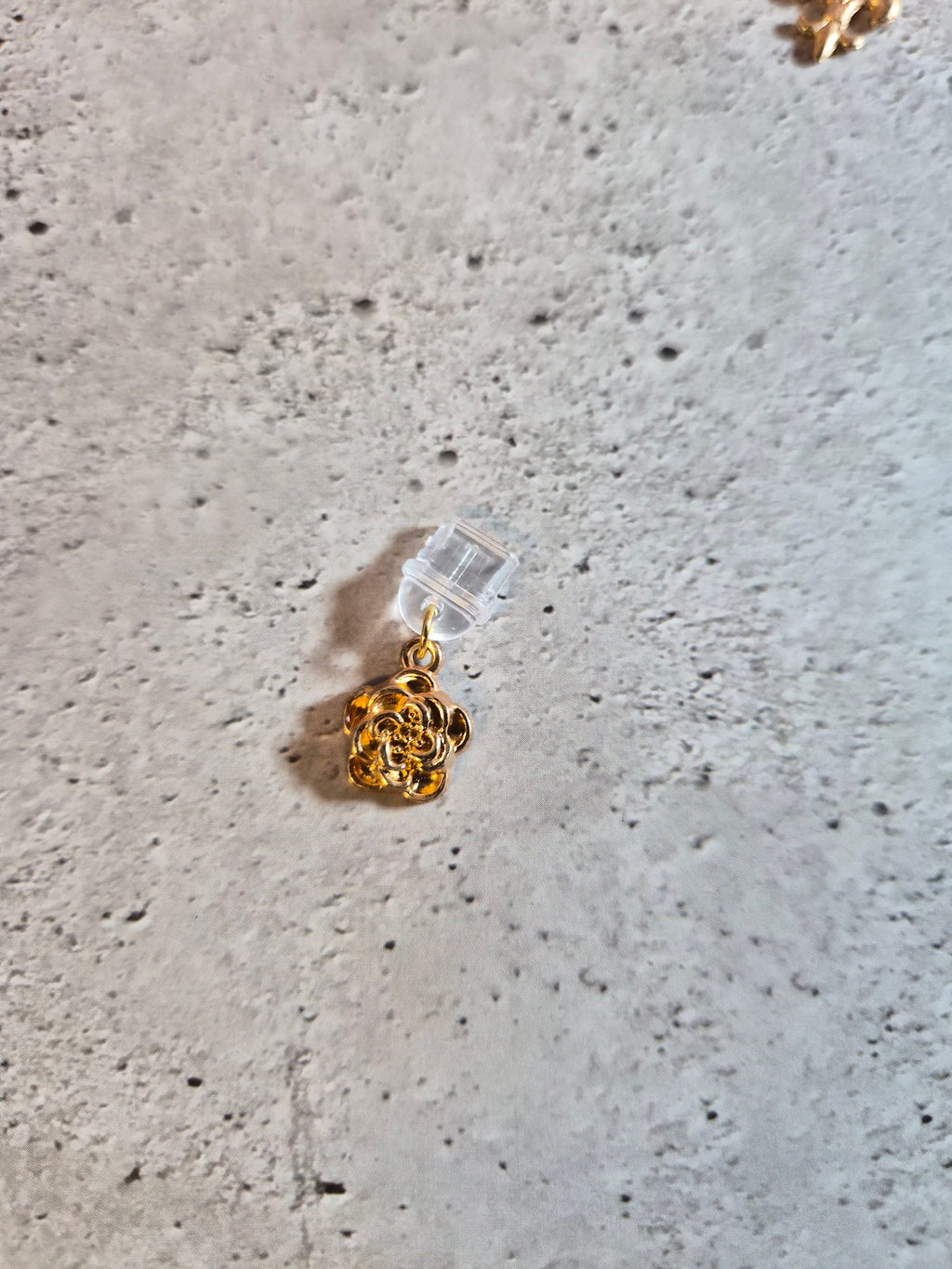 Gold Themed Kindle dust Charms