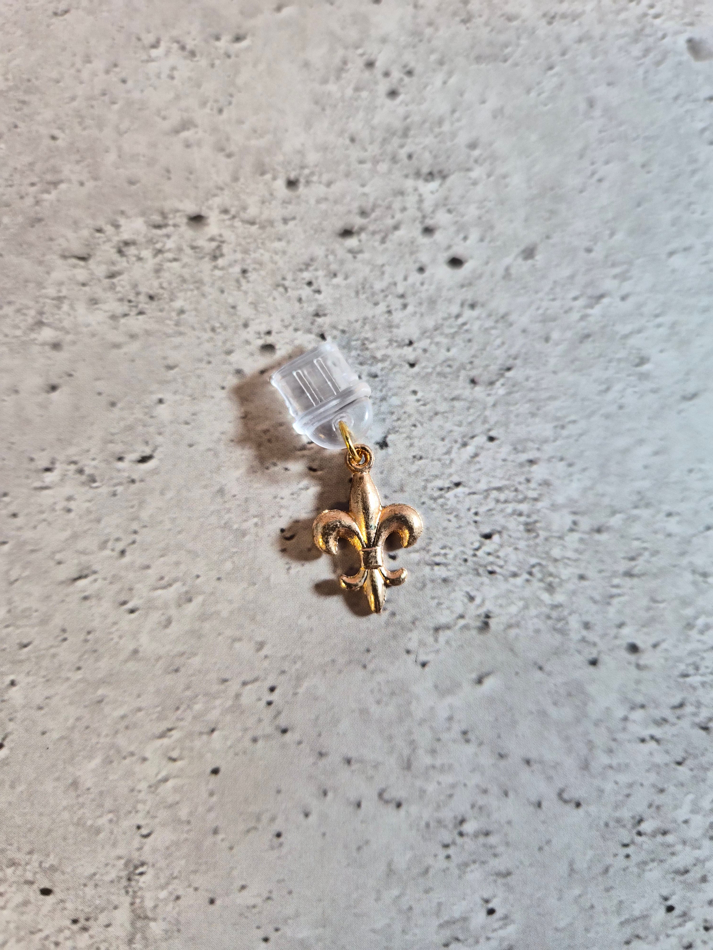 Gold Themed Kindle dust Charms